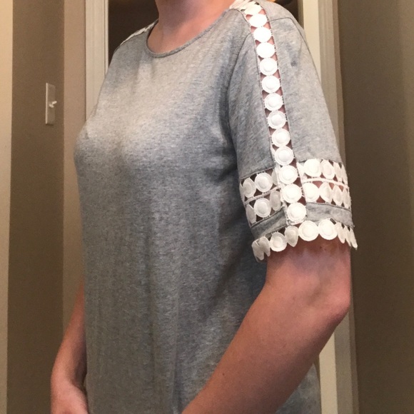 Women's Summer Top - Picture 4 of 10